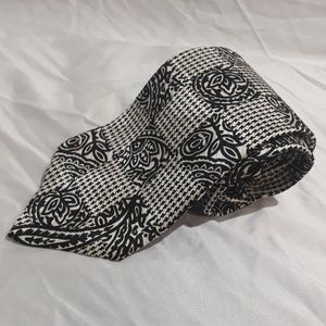 Barry Wells Power Paisley All Silk Neck Tie